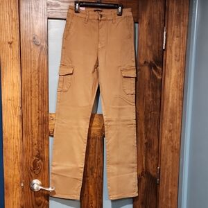 Well Worn Women's Size 4/27 High Rise Cargo Pants NWT